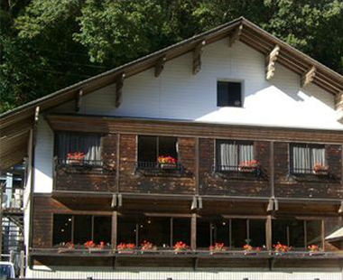 ペンションあしたの森